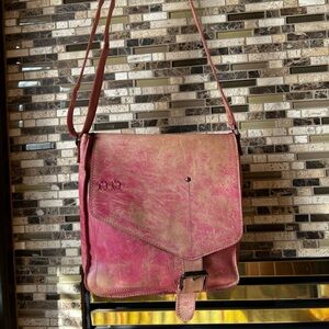 BED STU 
Beach Baby
Shoulder/crossbody